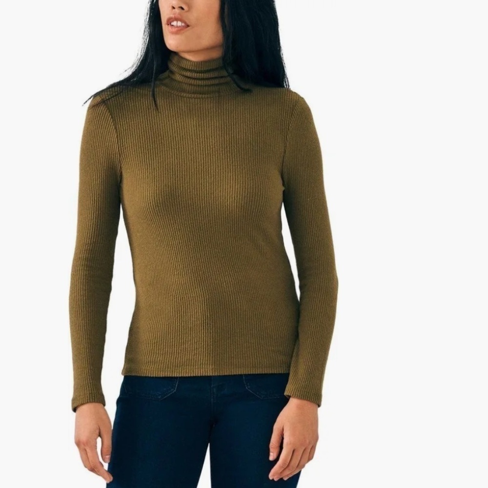 Faherty Women's Legend Ribbed Turtleneck Sweater in Military Olive Green Small